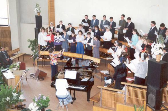 Cantor's faculty who was graduated in 2001